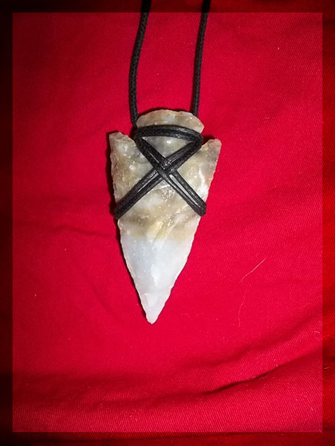 Authentic arrowhead samples, real archery arrowheads, hand knapped arrowhead necklaces